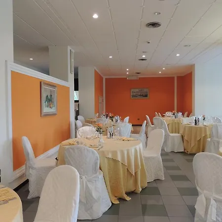 Park Hotel Cavalieri Hotell 4*